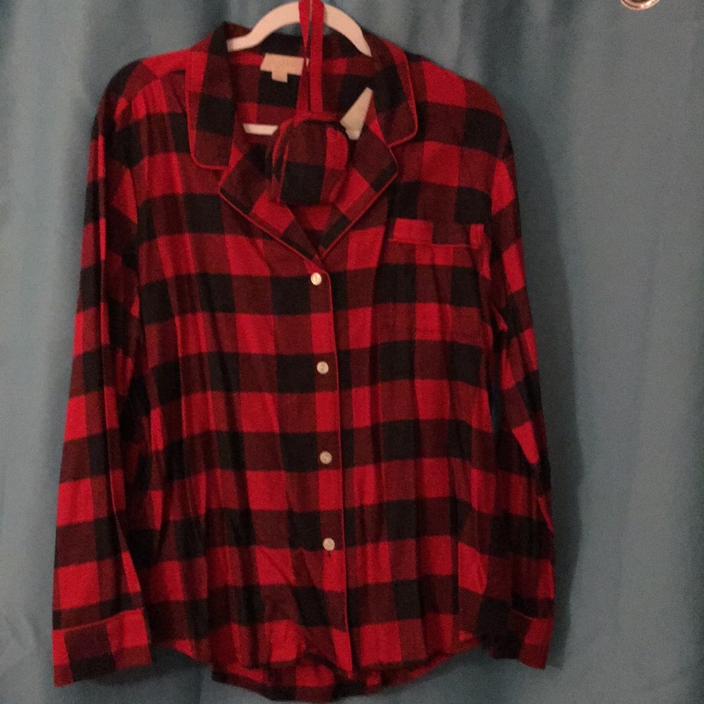 Black & Red Flannel Women Pajamas with eye mask